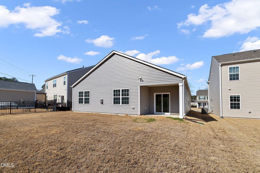 39-341 Red Brick St_3524