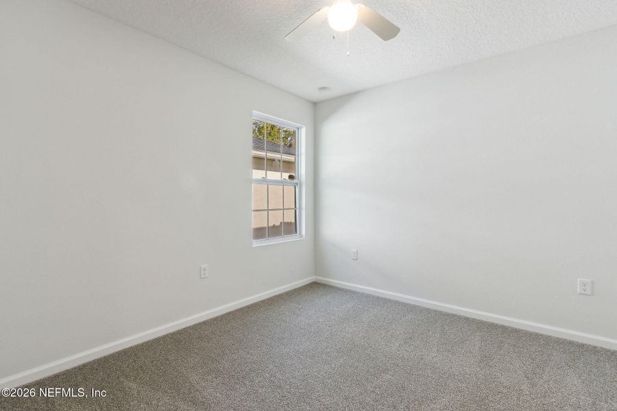 Spacious, unfurnished interior of a new home in , Jacksonville (Image 9).