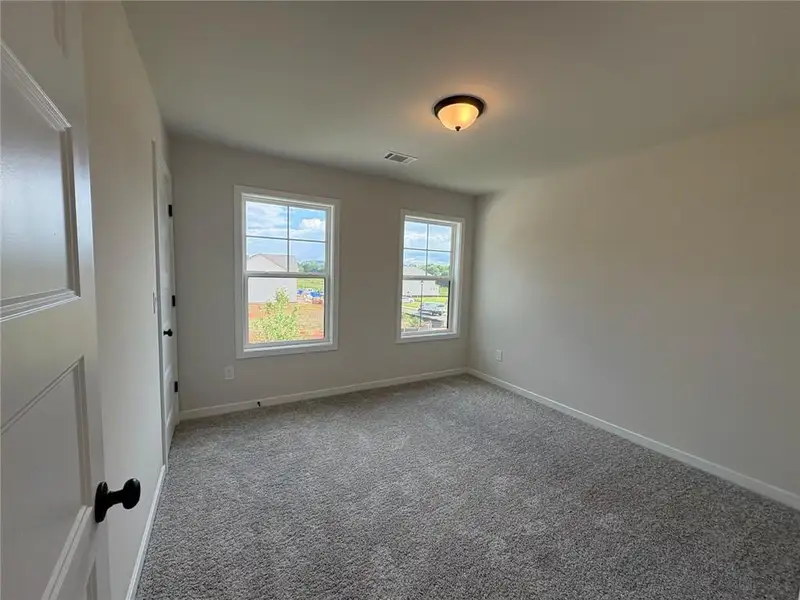 Spacious, unfurnished interior of a new home in Greenefield, Cartersville (Image 21).
