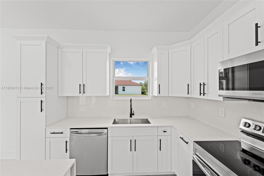 Furnished interior view inside a new home in , Lehigh Acres (Image 12). Furnished interior view inside a new home in , Lehigh Acres (Image 12).