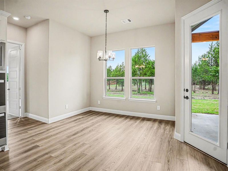 Spacious, unfurnished interior of a new home in Sagebrush Addition, Midlothian (Image 30). Spacious, unfurnished interior of a new home in Sagebrush Addition, Midlothian (Image 30).