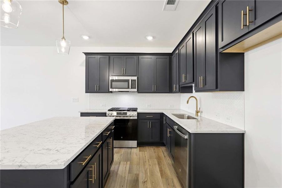 Furnished interior view inside a new home in Park Vue, Atlanta (Image 8).