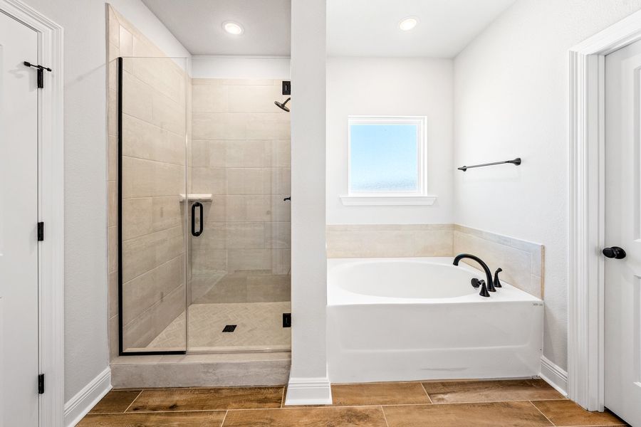 Furnished interior view inside a new home in Natureview, Freeport (Image 9).