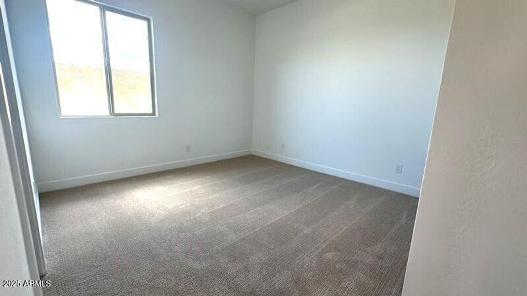 29D2CDA0- (002) 29D2CDA0- (002)