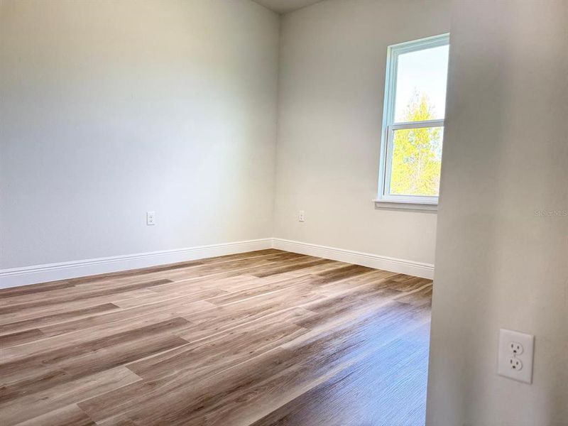 Spacious, unfurnished interior of a new home in , Ocala (Image 19).