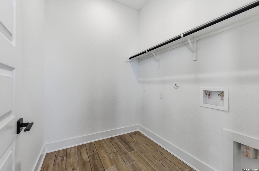 Spacious, unfurnished interior of a new home in Prominence Urban, San Antonio (Image 22). Spacious, unfurnished interior of a new home in Prominence Urban, San Antonio (Image 22).