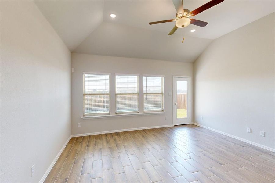 Spacious, unfurnished interior of a new home in Meadow Park, Ponder (Image 16). Spacious, unfurnished interior of a new home in Meadow Park, Ponder (Image 16).