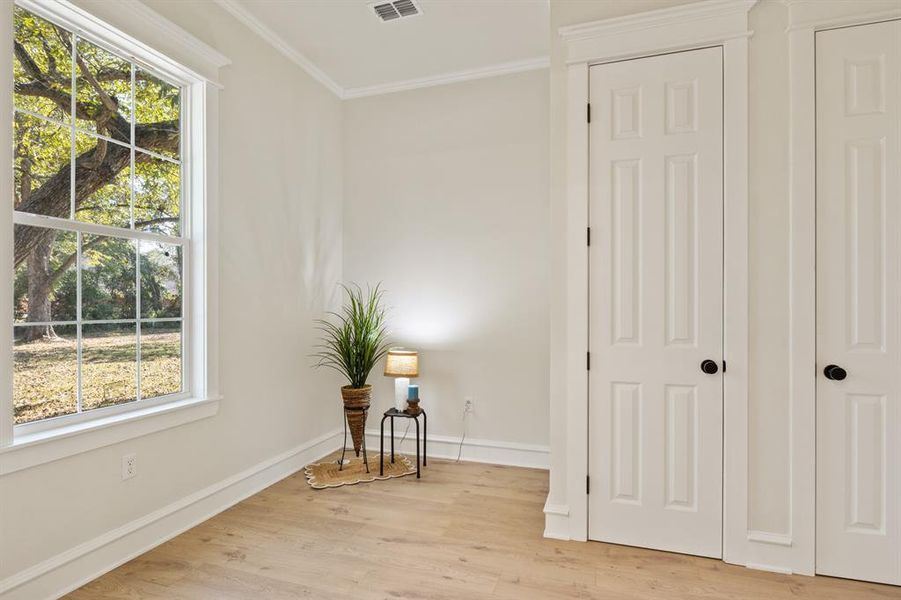 Spacious, unfurnished interior of a new home in , Jefferson (Image 15).