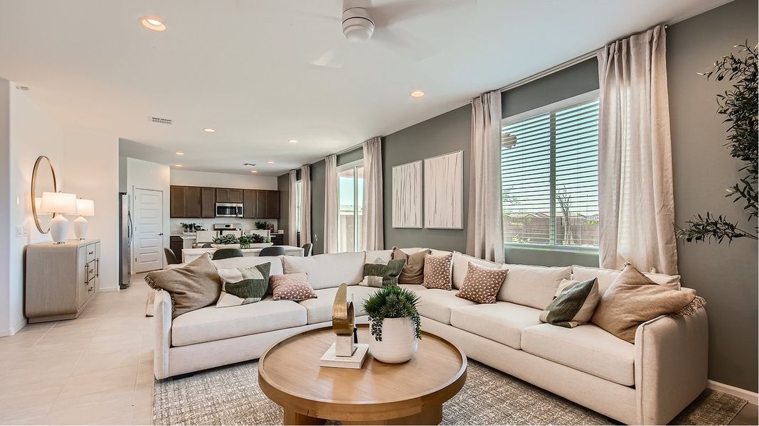 4049 Avery Family 3of3 F1 Base2