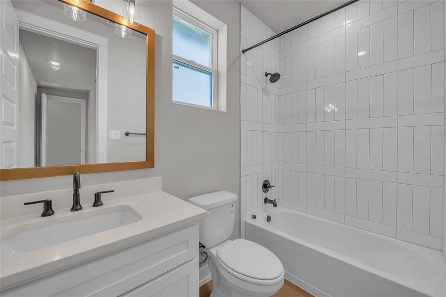 Furnished interior view inside a new home in Rosenthal Estates, Lorena (Image 14).