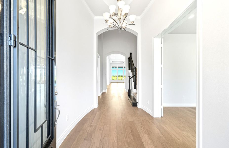 Spacious, unfurnished interior of a new home in Bridgeland 60′, Cypress (Image 18).