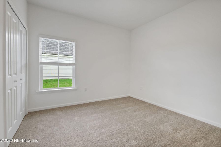 Spacious, unfurnished interior of a new home in Amberly, Green Cove Springs (Image 29).