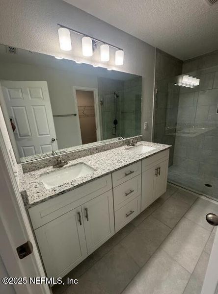 Furnished interior view inside a new home in , Jacksonville (Image 26).