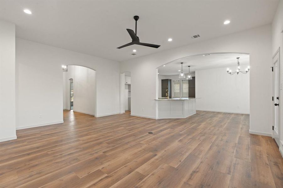 Spacious, unfurnished interior of a new home in , Cleburne (Image 15).
