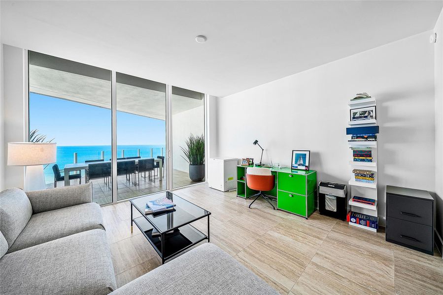 Image 47 of a home in .