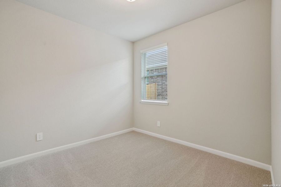 Spacious, unfurnished interior of a new home in Sagebrooke - Premier Series, San Antonio (Image 25).