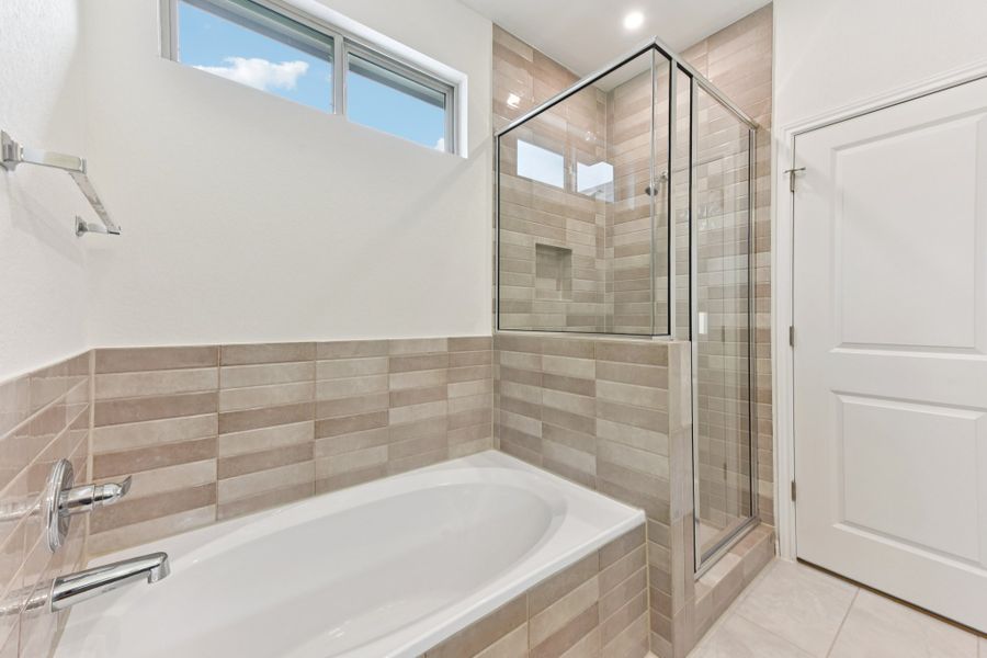 Furnished interior view inside a new home in Sage Hollow, Kyle (Image 7).