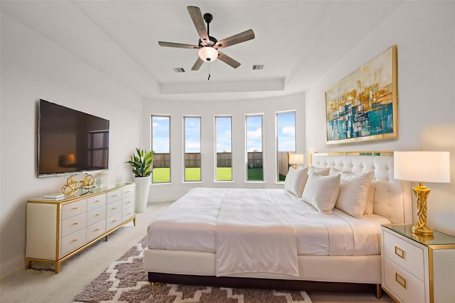 Furnished interior view inside a new home in Valencia 70', Manvel (Image 7).