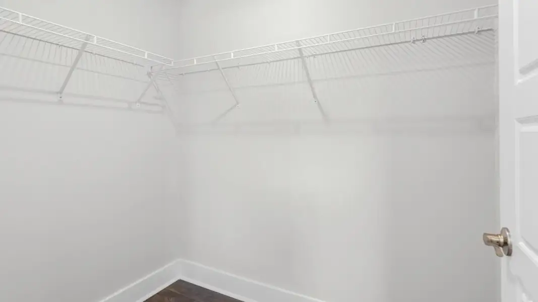 Spacious, unfurnished interior of a new home in Mariners Reach, Bolivia (Image 21). Spacious, unfurnished interior of a new home in Mariners Reach, Bolivia (Image 21).