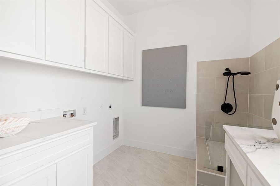 Furnished interior view inside a new home in , Venus (Image 35).