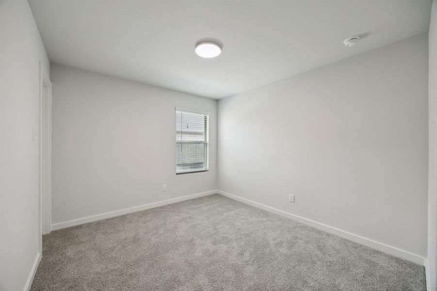 Spacious, unfurnished interior of a new home in Stonehaven, Seagoville (Image 18). Spacious, unfurnished interior of a new home in Stonehaven, Seagoville (Image 18).