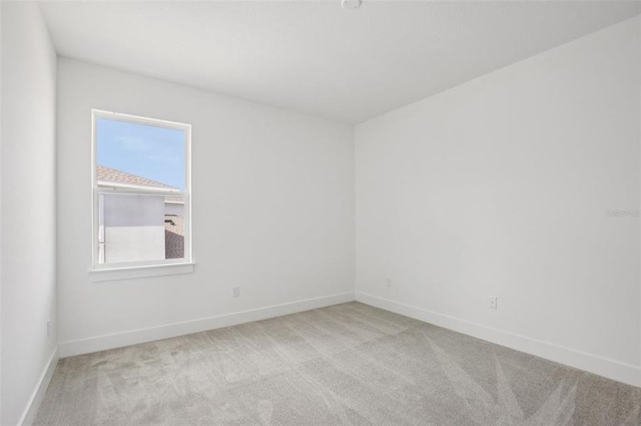 Spacious, unfurnished interior of a new home in Biscayne Landing at Seaire, Parrish (Image 40).