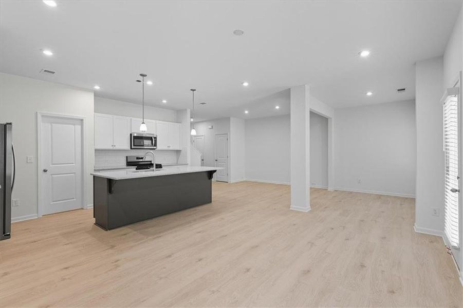 Spacious, unfurnished interior of a new home in Park Center Pointe, Austell (Image 29).