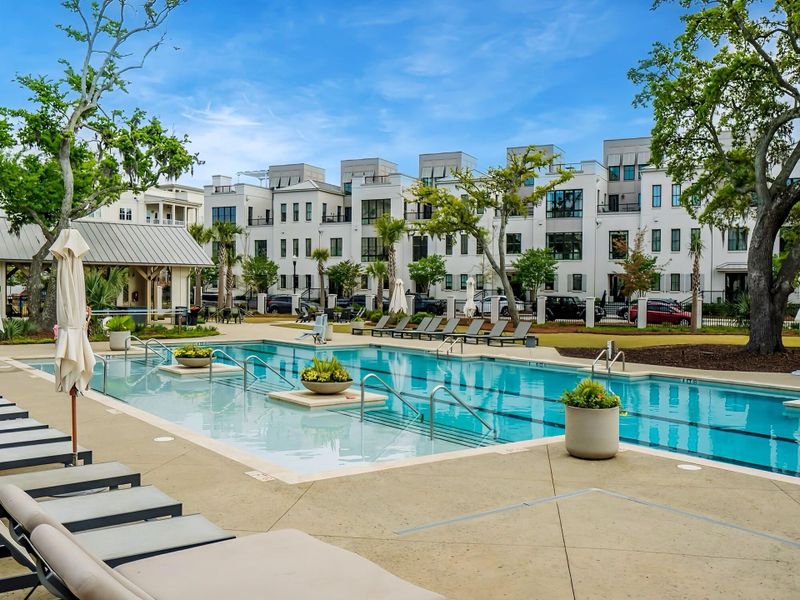 Community amenities in , Charleston (Image 38).