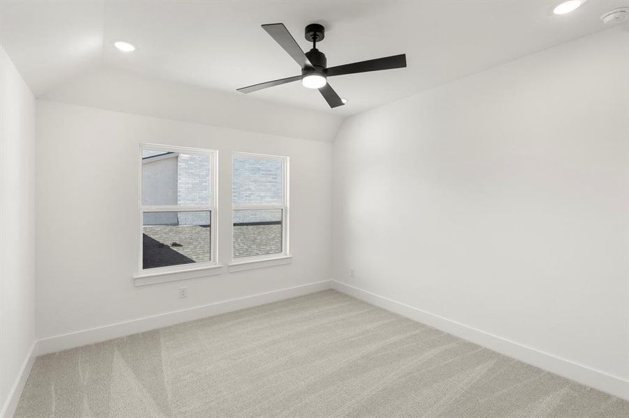 44. 591 Twilight - Bed 4