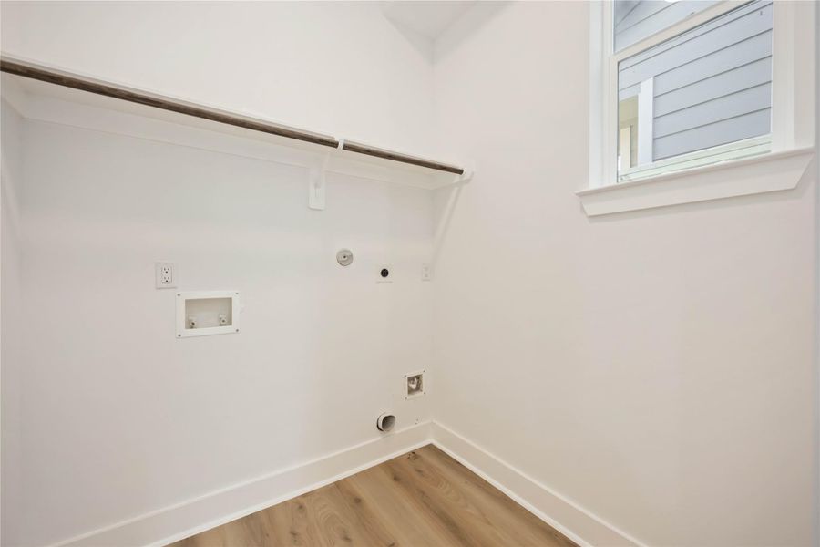 Spacious, unfurnished interior of a new home in , Houston (Image 19). Spacious, unfurnished interior of a new home in , Houston (Image 19).