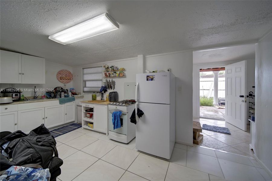 Furnished interior view inside a new home in , Miami (Image 54). Furnished interior view inside a new home in , Miami (Image 54).
