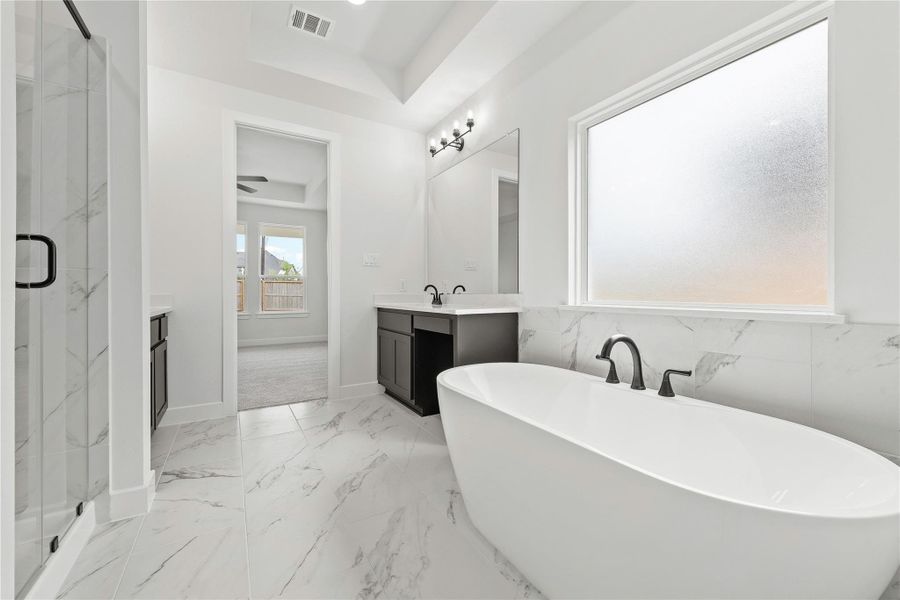 Furnished interior view inside a new home in Candela, Richmond (Image 3).