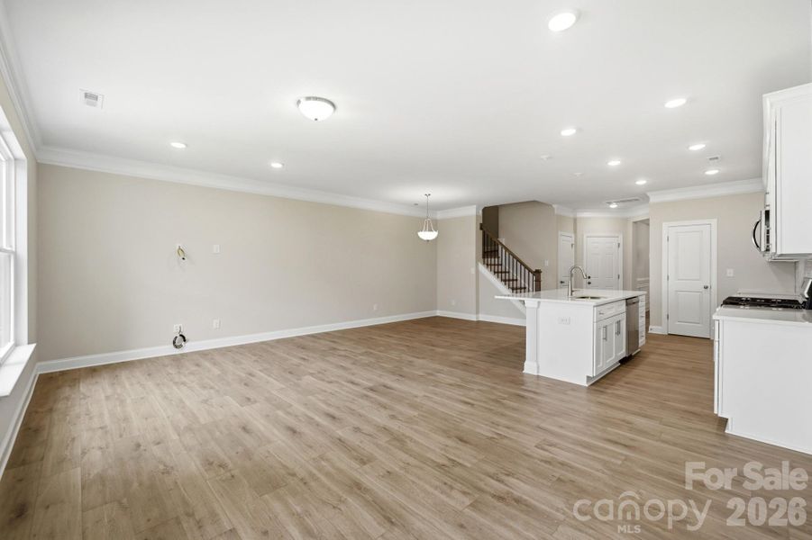 Open Layout