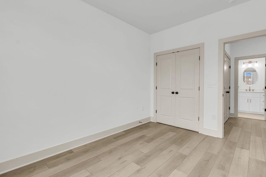 Spacious, unfurnished interior of a new home in , North Charleston (Image 33).