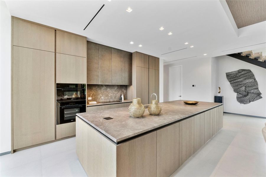 Furnished interior view inside a new home in , Fort Lauderdale (Image 34).