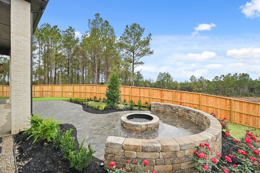 Exterior details and patio area of a home in Wildtree 70', Montgomery (Image 26). Exterior details and patio area of a home in Wildtree 70', Montgomery (Image 26).