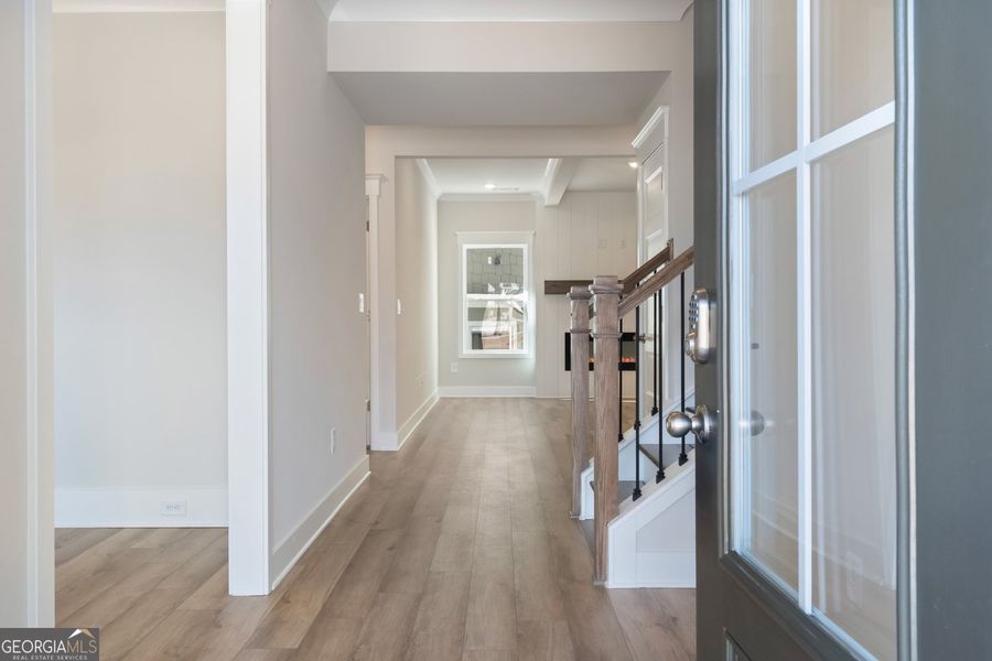 Spacious, unfurnished interior of a new home in Rosewood Lake Estates, Hoschton (Image 21).