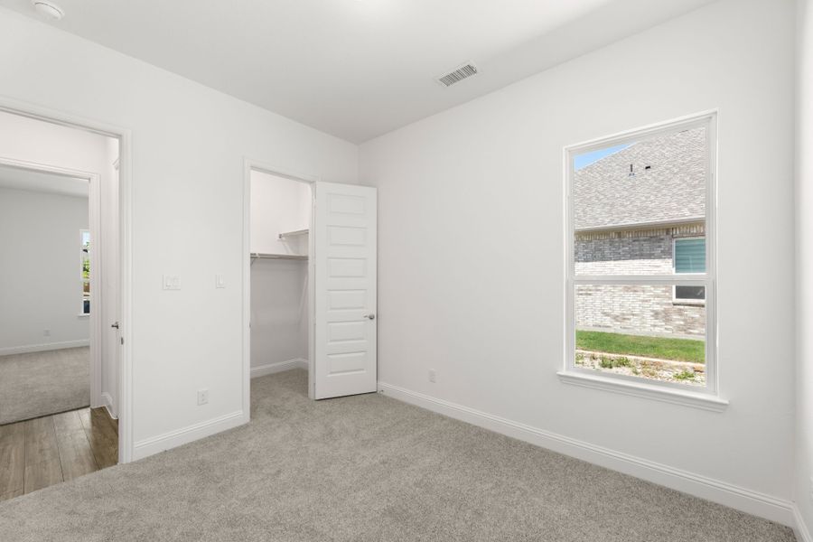 Representative unfurnished interior of a home built from the Burnet by UnionMain Homes in Elevon, Lavon (Image 24). Representative unfurnished interior of a home built from the Burnet by UnionMain Homes in Elevon, Lavon (Image 24).