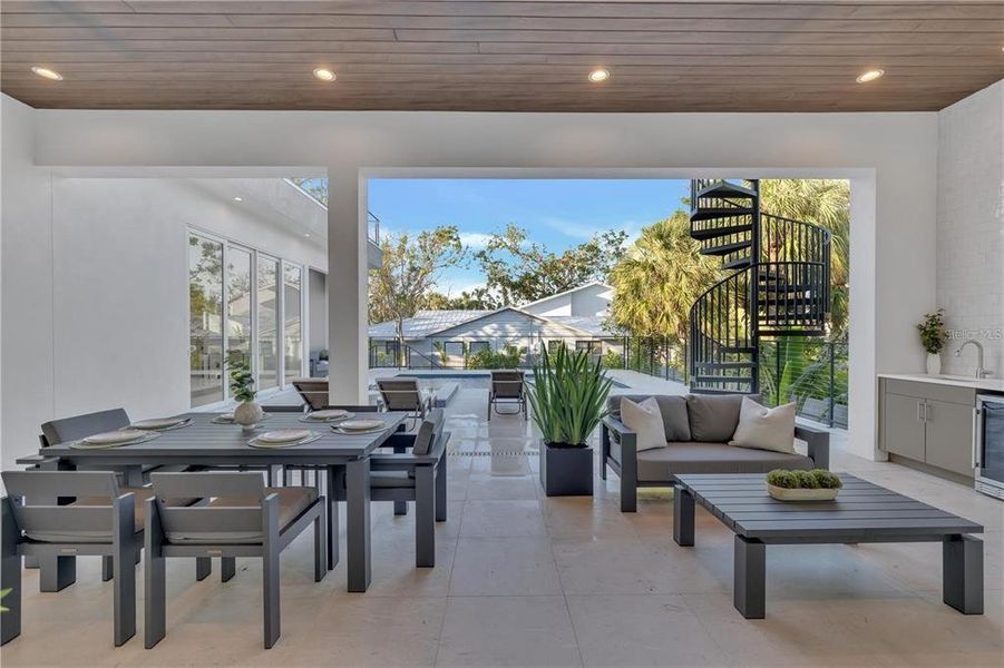 Community amenities in , Sarasota (Image 86).