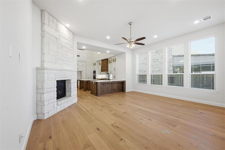 Spacious, unfurnished interior of a new home in , Melissa (Image 33).