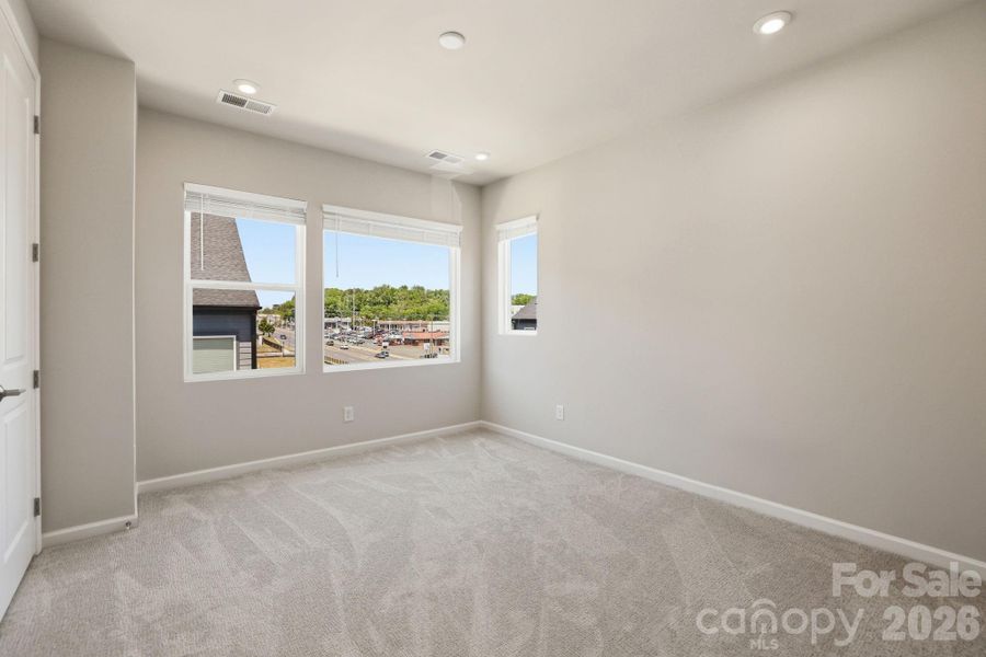 Spacious, unfurnished interior of a new home in , Charlotte (Image 24).