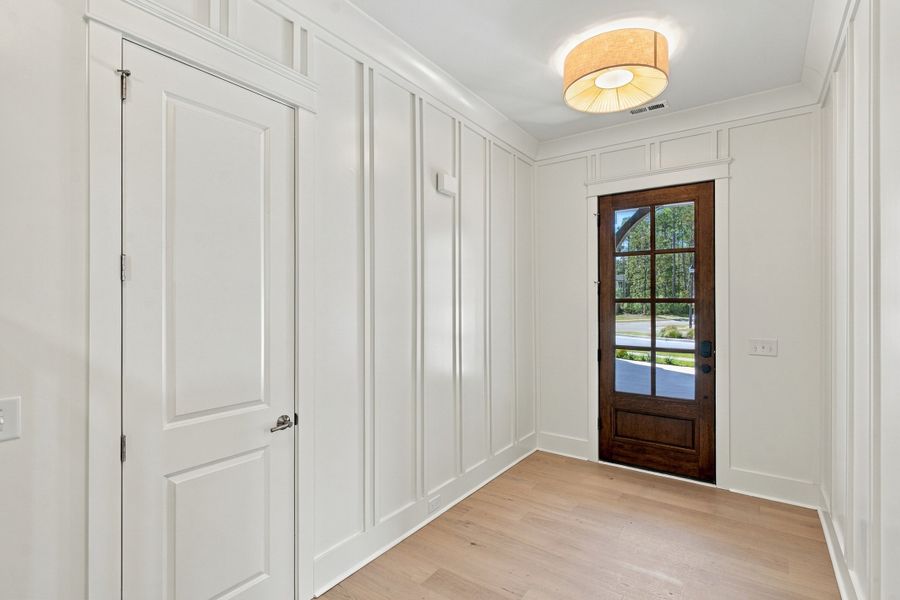 Representative unfurnished interior of a home built from the The Emerson by RobuckHomes in Stonehenge, Raleigh (Image 203).