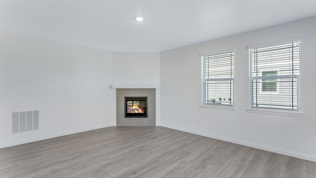 Representative unfurnished interior of a home built from the Calhan by D.R. Horton in Vantage, Berthoud (Image 16).