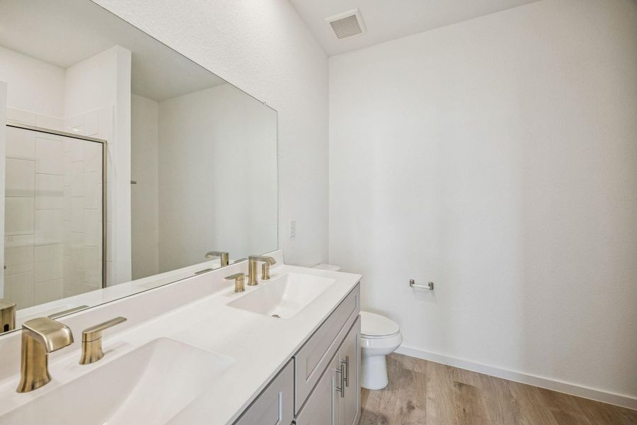 Furnished interior view inside a new home in Stokesbury, Waller (Image 12).