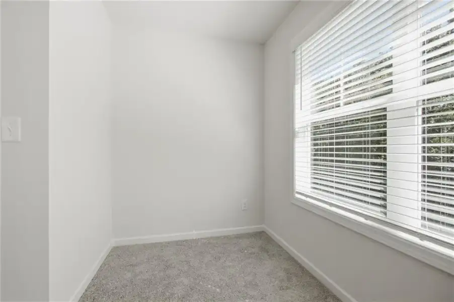 Spacious, unfurnished interior of a new home in , Mableton (Image 24).
