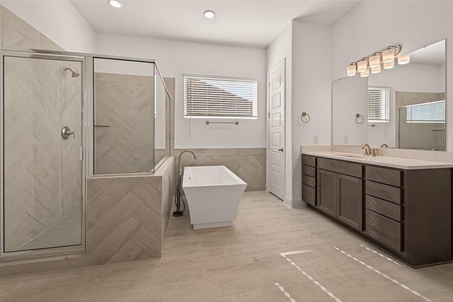 Furnished interior view inside a new home in Lago Mar, Texas City (Image 15).