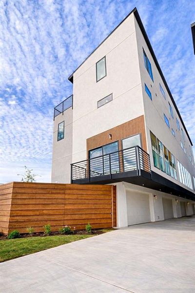 Image 25 of a home in .