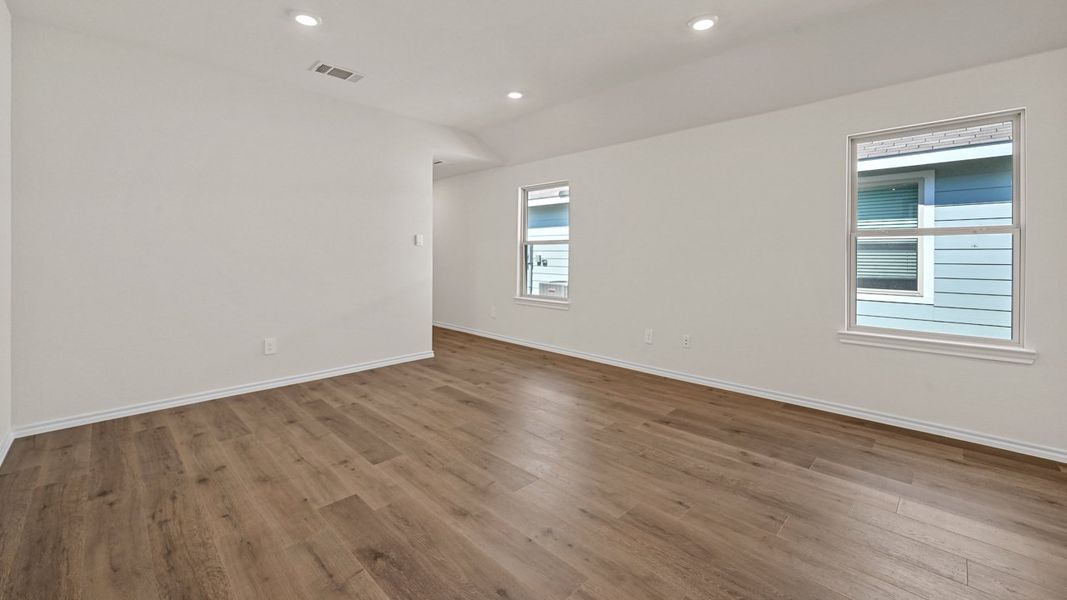 Spacious, unfurnished interior of a new home in Wildcat Ranch, Crandall (Image 18). Spacious, unfurnished interior of a new home in Wildcat Ranch, Crandall (Image 18).