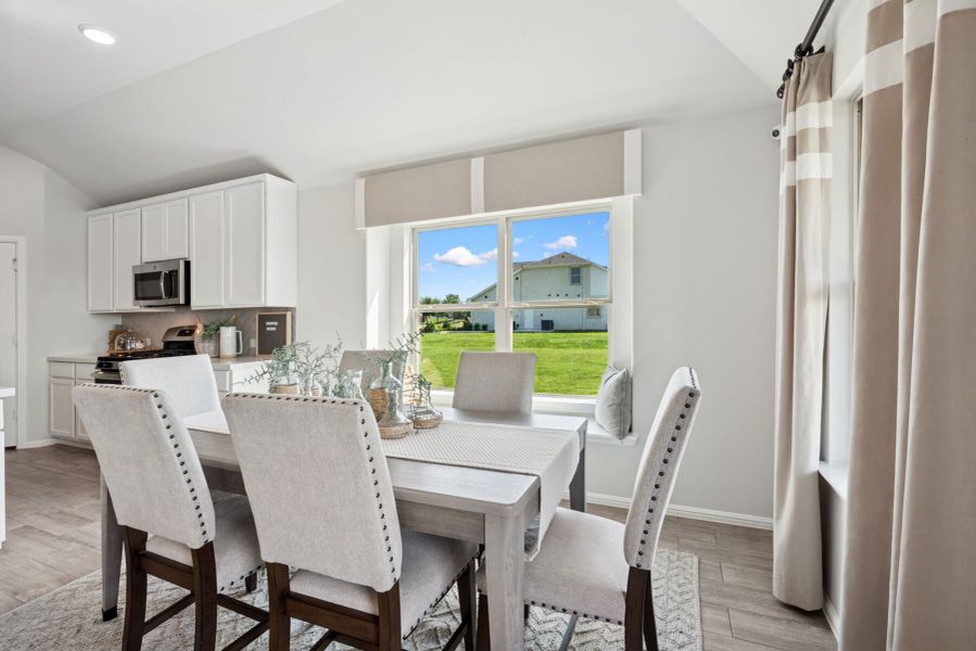 Dining Area Dining Area