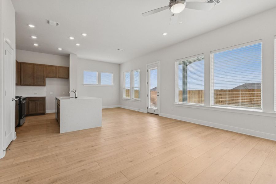 Family Room - Kitchen - Dining Area Family Room - Kitchen - Dining Area